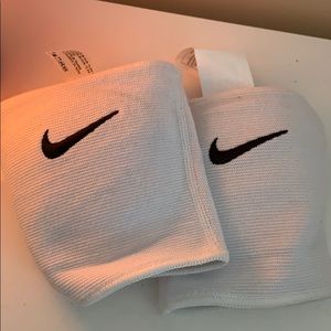 Nike kneepads